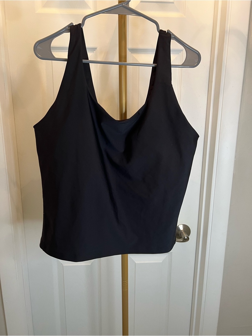 Old Navy Black Scoop Sports Bra Tank with padding